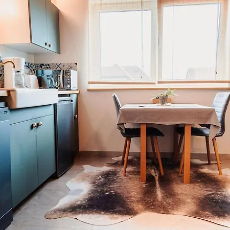 - Atelier Ayurvedique - Aline Et Oliver Apartment